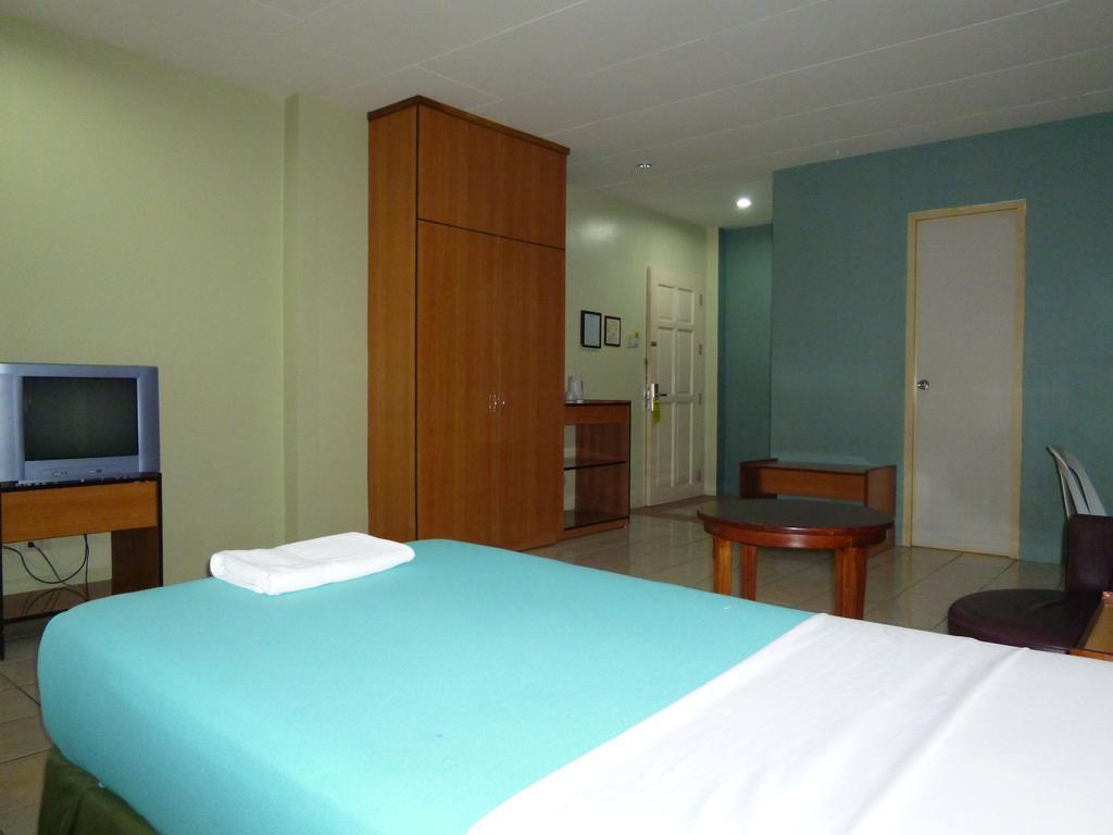 Sequoia Inn Davao Номер фото